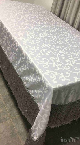 Poduszki, narzuty, obrusy