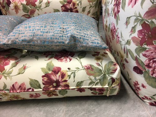 Poduszki, narzuty, obrusy