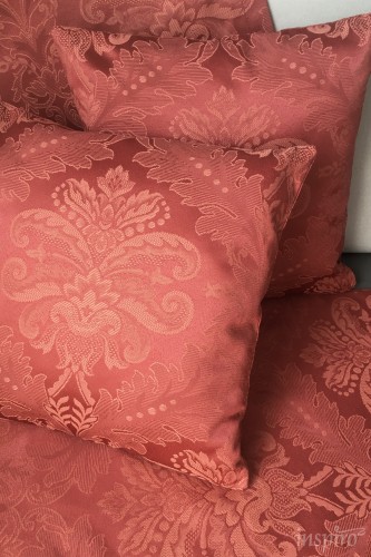 Poduszki, narzuty, obrusy